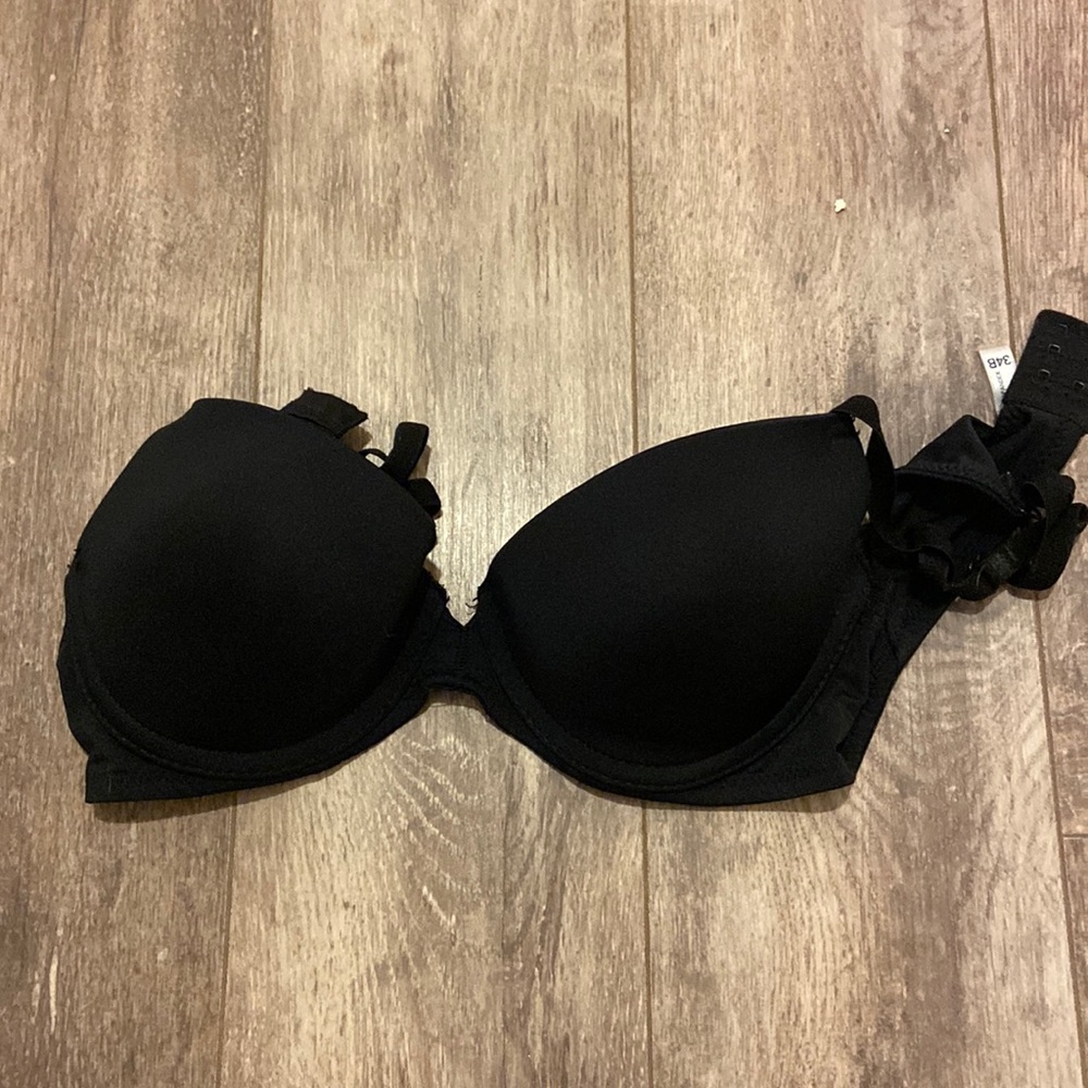 IZOD black bra size 34B